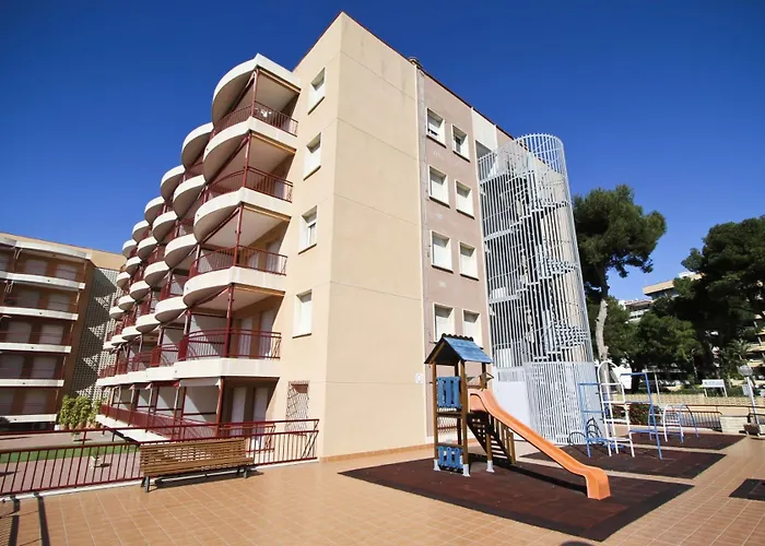 New Torrassa Planet Costa Dorada * سالو