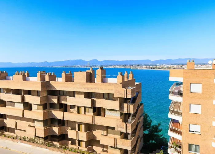 New Torrassa Planet Costa Dorada * سالو